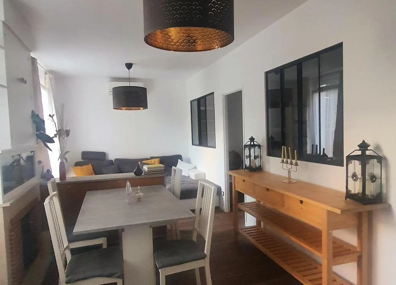 Hote Stephanois &Parking Saint-Etienne  Lejlighed